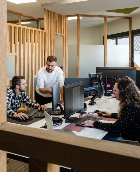 RC2B Image Carrousel 1