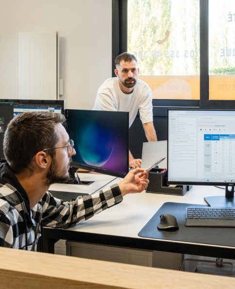 RC2B Image Carrousel 4