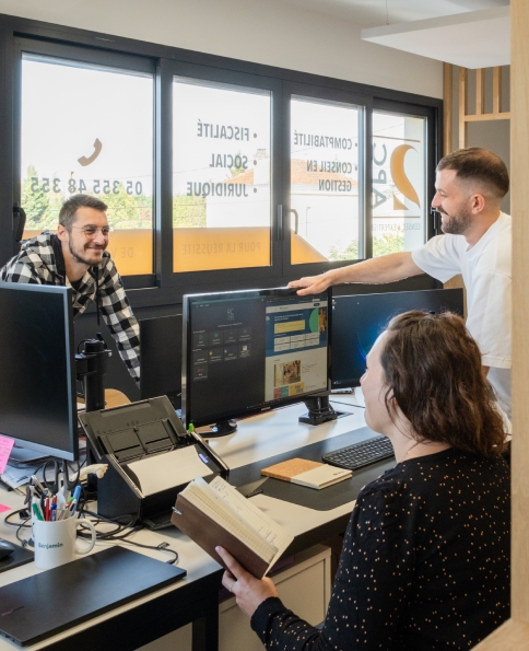 RC2B Image Carrousel 5